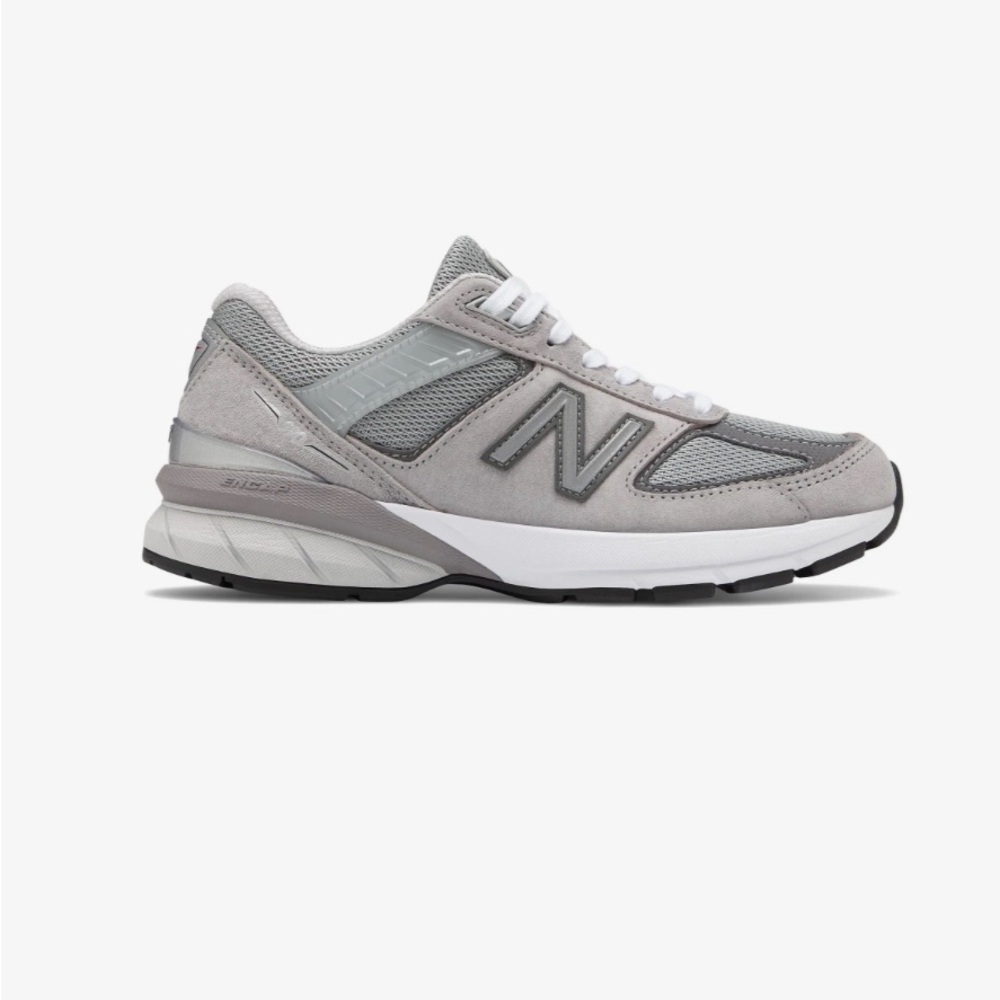 New Balance Women's 990v5 sz 7.5 good condition
